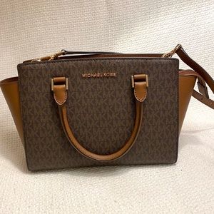 Michael Kors Satchel 👜🤎✨